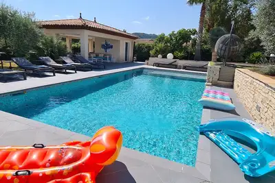 Image de Villa 8 Pers Piscine PRIVÉE CHAUFFÉE Au Coeur Du Var Entre Mer Et Verdon
