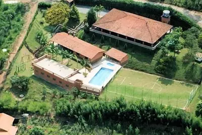 Image de belle chacara - 7 chambres pour 30 personnes - 94014-9618