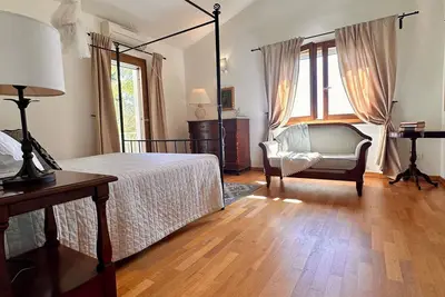 Image de Maison / villa - Pula