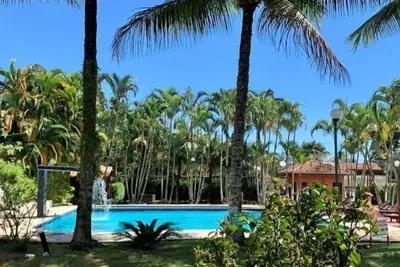 Image de 1 Dorm Flat, Cond. FERMÉ, Face Aux Piscines Et À 50m De La Plage