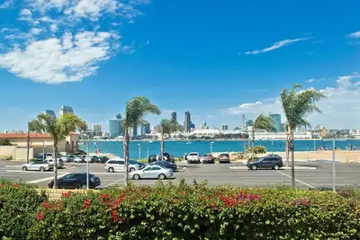 Image de Style Resort, maison meublée dans le village de Coronado