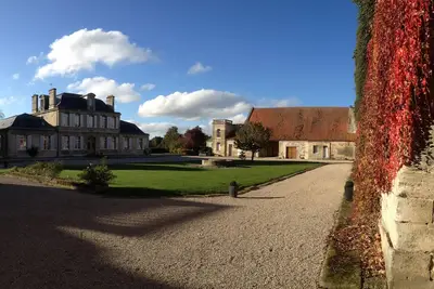 Image de Grand gîte 15 pers famille amis 100km Paris en exclusivité, 9 chambres