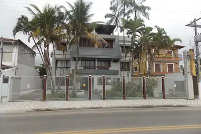 Image de Triplex Oceanfront