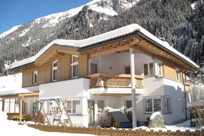 Image de Appartement Neuf Avec Pelouse Pour Calme et Repos