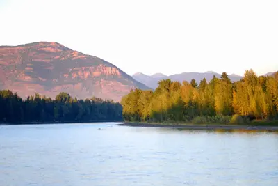 Image de Glacier Vista River Cottage