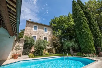 Image de Bastide tout confort, avec vue imprenable, calme assuré, piscine chauffée, pool house, jardin et parcking clôt