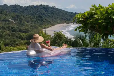 Image de Villa Vigia: Villa de 4 chambres, accès direct à la plage et les meilleures vues de Manuel Antonio!