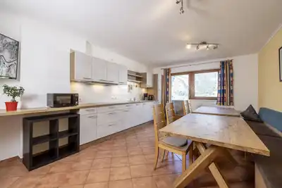 Image de Spacieux appartement: ensoleillé, lumineux et calme - moderne - avec de superbes vues