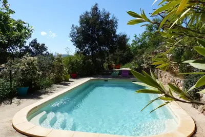 Image de Grande maison de campagne avec piscine privée