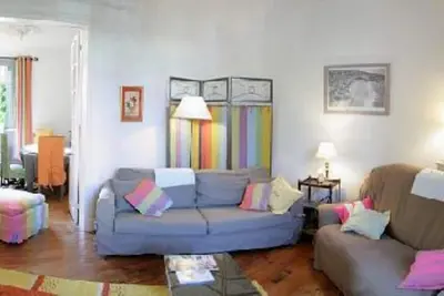 Image de Gde Maison De Ville 10 Pers Biarritz St Charles A 10 Mntes A Pied  Gde Plage Et Golf