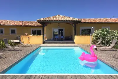Image de Bonifacio Magnifique Villa Luxe 5 Etoiles 10 Personnes Piscine Chauffee Jacuzzi