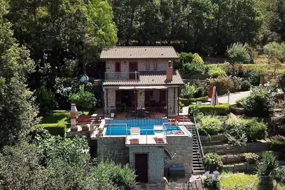 Image de Maison en pierre naturelle avec vue sur la mer, piscine, parc national des Nebrodi, télévision allemande, internet