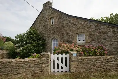 Image de Jolie maison de pêcheur avec vue sur mer et belles plages a pied