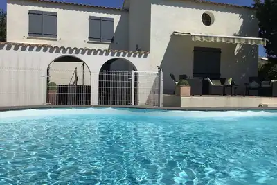 Image de Superbe Villa climatisée avec piscine a 10 mn des plages d Agde et marseillan
