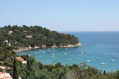 Image de Large Villa Full of Character with Beautiful Views