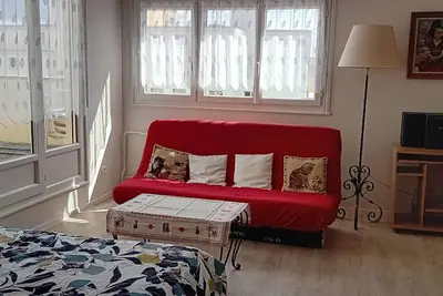 Image de appartement 40m2 situé à 5 minutes à pied du centre ville avec belle terrasse