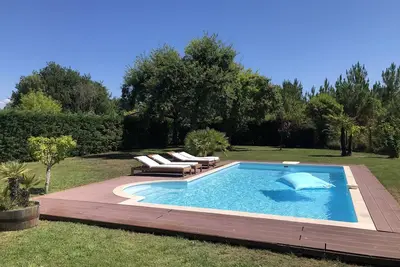 Image de Villa tout confort avec piscine à 200m lac, proche océan