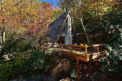 Image de 20% De Rabais – Chalet Alpin – Cabine de luxe dans le club des oreilles de chien de garde - entièrement rénové
