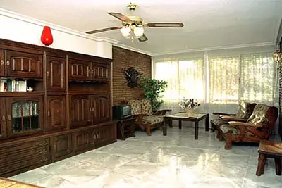 Image de Accueillant, lumineux, nettoie et à quelques minutes de la plage.