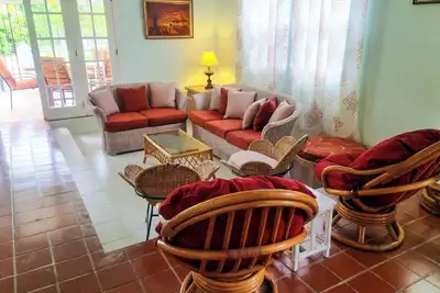 Image de Welcoming Platinum Coast Villa Escape Holetown, 3 Br, 260m to beach (see video)!
