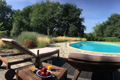 Image de Grange magnifiquement convertie sur 5 acres avec grande piscine