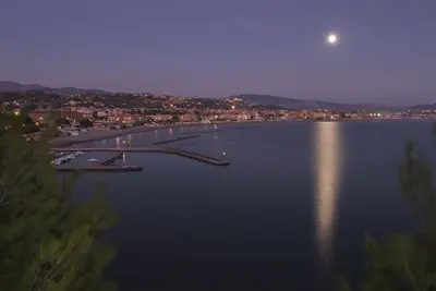 Image de Appartement confortable dans une villa privée