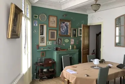 Image de Something different—town house with south-facing roof terrace