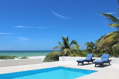 Image de Beroco Front Beach House Yucatan Wi-Fi, piscine, télévision intelligente
