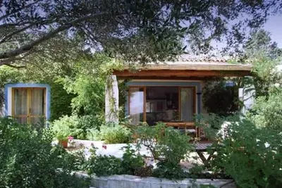 Image de Maison de caractère avec jardin front de la mer
