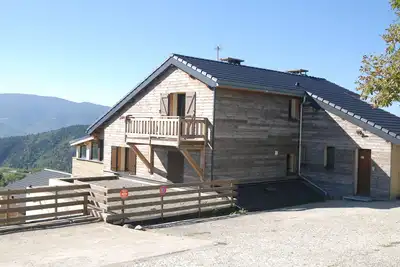Image de Chalet Ensolleile Plein Sud Avec Veranda Et Terrasse Panoramique