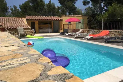 Image de Sur Les Hauteurs De La Ciotat, Maison De Charme Sur 5000m2 de terrain av piscine