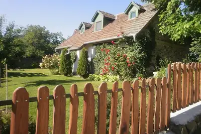 Image de Cozy Family Friendly Country Cottage Panoramic View Northern Balaton 92m2