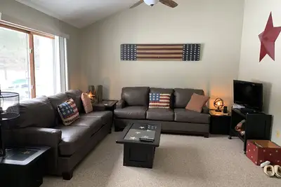 Image de Seasons Resort Condo - Réservez pour la saison de ski 2018