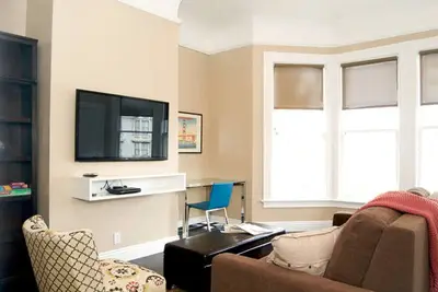 Image de Remodeled Beauty Spacieux une chambre à Haight Ashbury