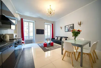 Image de Appartement design de luxe au coeur de Nice