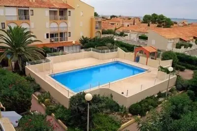 Image de Appartement spacieux avec piscine et vue sur mer, proche plage