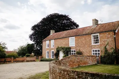 Image de Elms Farmhouse - sleeps 19 guests in 8 bedrooms