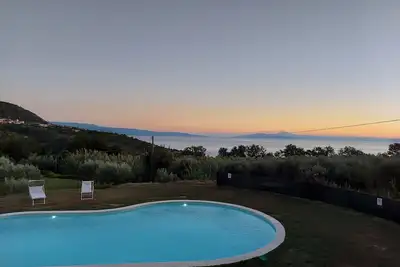 Image de Tropea - Capo Vaticano Apartment in villa with pool, sea view, big garden