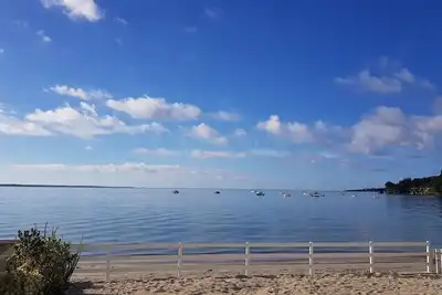 Image de Appartement les pieds dans l'eau sur la plage du Capcoz à Fouesnant en Bretagne
