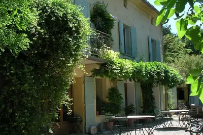 Image de Tres Beau Mas En Provence Pour 8 Personnes. Parc 15000 m2, Piscine 15m x 4m.