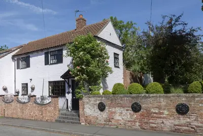 Image de Pretty 200 Year Old Cottage In Heart Of Nottinghamshire