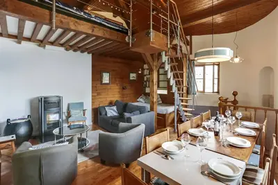 Image de Chalet Athena Alpe d'Huez, plein sud, ski au pied, vue superbe sur les Alpes