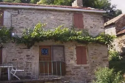 Image de A Riols maison restaurée dans un hameau pitoresque du Haut languedoc