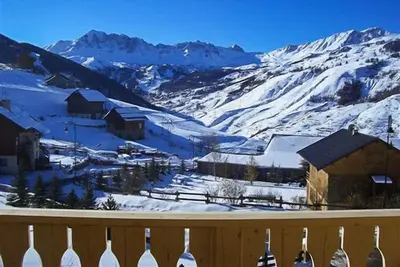 Image de Chalet avec vue exceptionnelle sur la montagne, 5 chambres, entièrement équipé.