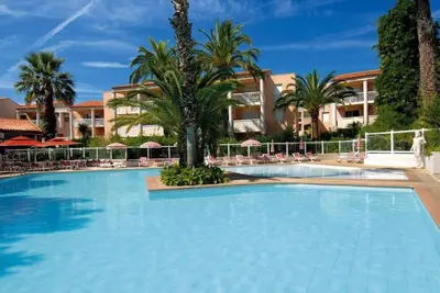 Image de Golfe-Juan : T2 idéal, Parking, Piscine, Clim, Internet Thd, Tennis, Plages 300m