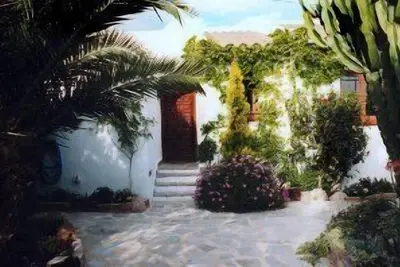 Image de Maison au calme avec un magnifique jardin