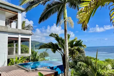 Image de Chalets Bougainville\nGround floor Aprtment with Ocean view