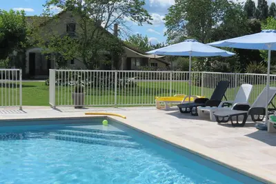 Image de Roseraie maison 7 personnes, Ferme de Paufy - Dordogne