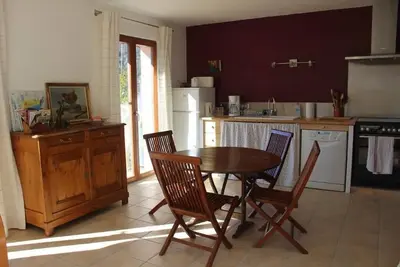 Image de La maison aux abricots, plein pied, calme, en pleine nature, proche de Nyons