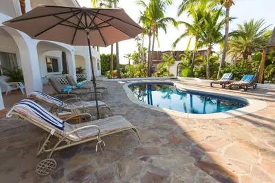 Image de 4br 300 $. 00 par nuit. Tarif mensuel sur demande.